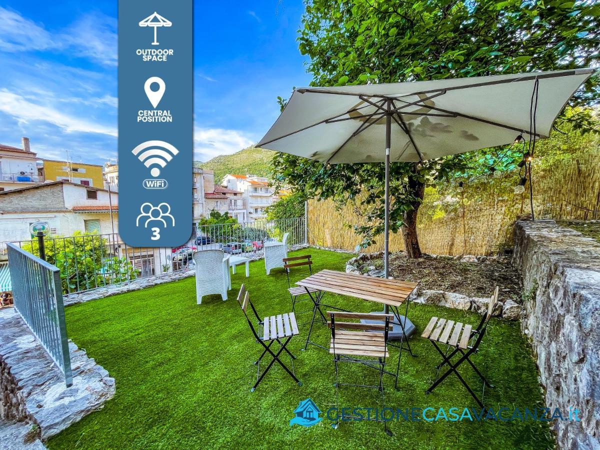 Casa Con Ampio Giardino In Centro La Taverna Villa Itri Ngoại thất bức ảnh